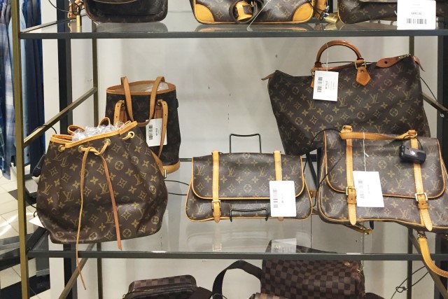 Onde comprar bolsas usadas da Louis Vuitton e Gucci em Nova York - Falando  de Viagem