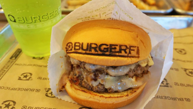 [pic=https://www.falandodeviagem.com.br/imagens20/BurgerFiOrlando12.jpg]