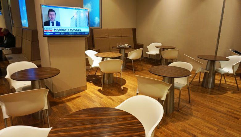 [pic=https://www.falandodeviagem.com.br/imagens20/KLMCrownLoungeAMS26.jpg]
