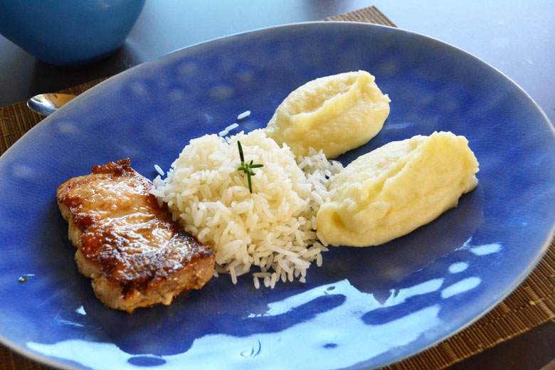 [pic=https://www.falandodeviagem.com.br/imagens20/restaurantecampobahia21.jpg]
